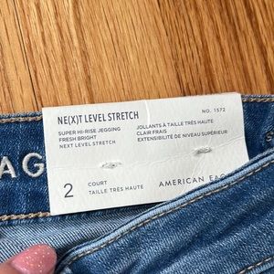 American Eagle Super Hi-Rise Jegging
